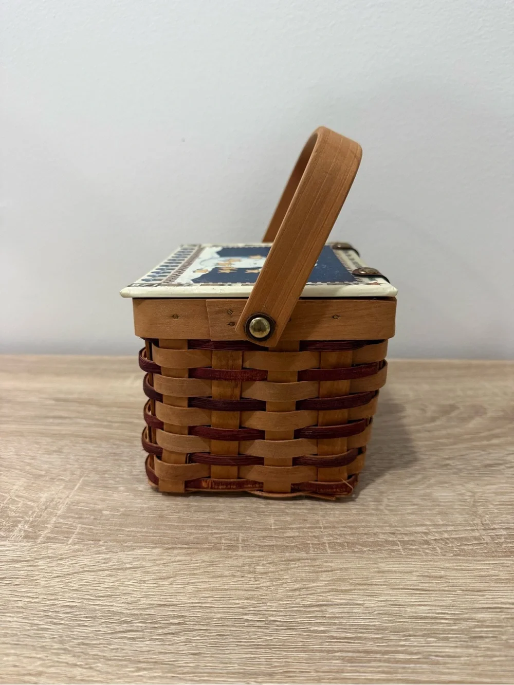 Vintage Woven Christmas Picnic Basket Snowman Angel Lid Leather Hinged Handle